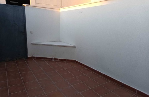 Algete Condo | Equipped apartment and direct assistance throughout the stay.