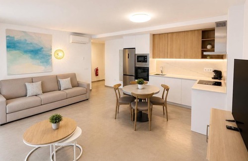 Arrecife Apartment | Ereza Residence 1.1 - Two Bedroom Apartment, Sleeps 4
