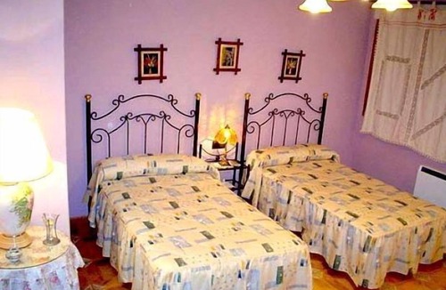 Casas del Puerto de Villatoro Cottage | Casa Rural Los Caldereros for 16 people