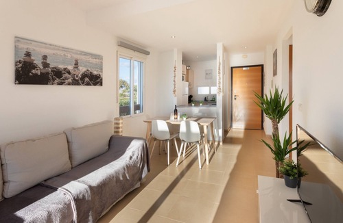 Alhama de Murcia Apartment | Apartment 'Luxury with Stunning Views' with Mountain View, Pool, Terrace & Garden