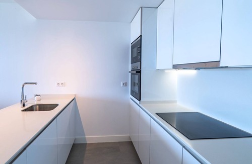 Alcorrin Apartment | Exclusive Two-Bed Coastal Apartment in Pure South