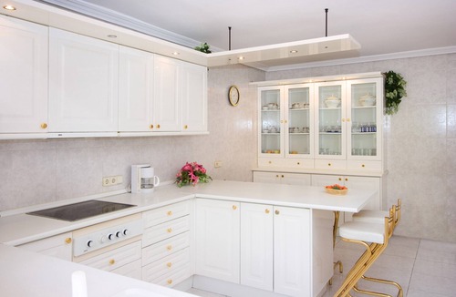 Puerto Banus Villa | Exclusive Villa El Messidor with Private heated Pool, 2nd Line to Beach