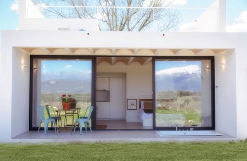 Arenas de San Pedro Villa | Exclusive villas with outdoor jacuzzi, private pool and mountain views