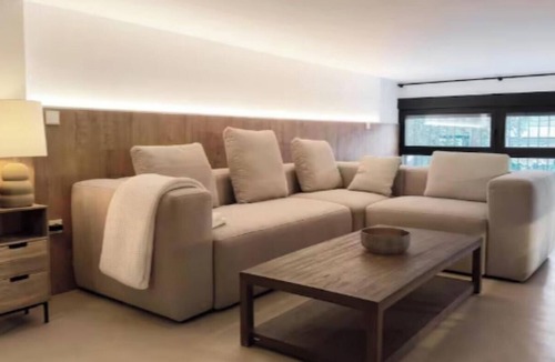 Centro - El Arroyo - La Fuente Apartment | Experience Madrid from a Prime City-Center Apartment