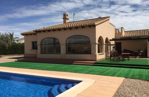 Hacienda del Alamo Villa | Fabulous Frontline Villa with Pool on 13th Tee