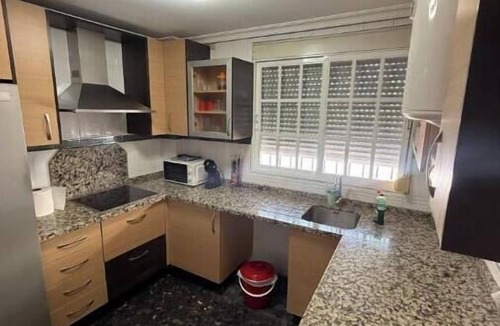 Este-Alcosa-Torreblanca House | Family house