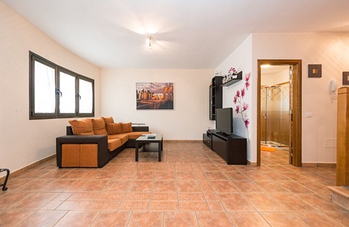 Cruce de Arinaga House | Family House in Cruce de Arinaga
