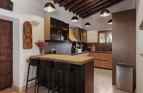 Sant Joan de Labritja Villa | Farmhouse in Ibiza with Bali Pavilion