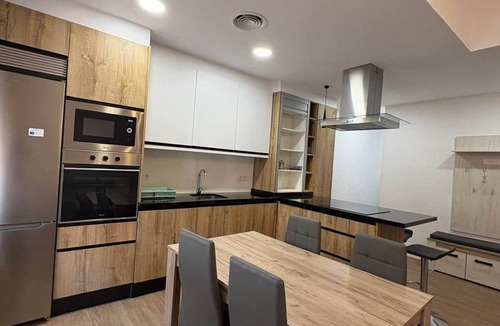 Ciudad Jardin House | Felipe II Apartment