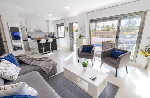 Torrevieja Villa | Fidalsa Moon Dunes villa
