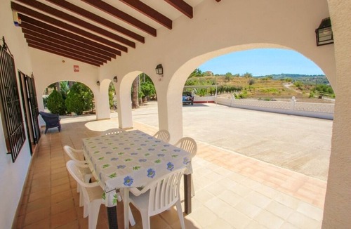 Benissa Villa | Finca Alhambra - spacious and characterful property in Benissa