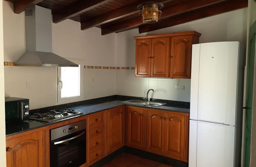 La Montana Cottage | Finca Mariola - Centennial House Santa Lucia - Swimming Pool & Jacuzzi
