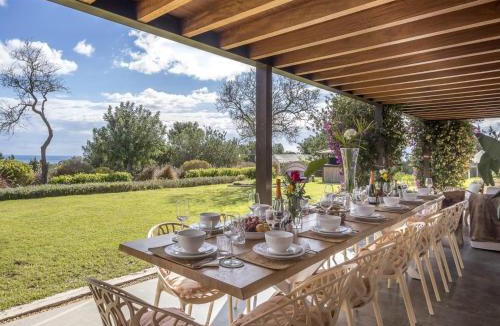 Santa Eulalia del Rio Villa | Finca in Ibiza with Sea Views and Infinity Pool