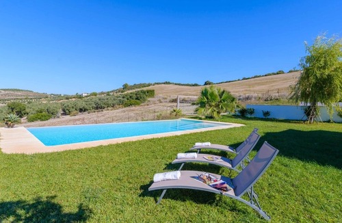 Arcos de la Frontera Villa | Finca Las Encinillas Arcos de la Frontera by Ruralidays