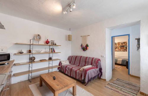 Agaete Villa | Finca Oaxaca – Casa Iguana: apartamento con vistas al mar y la montaña en Agaete