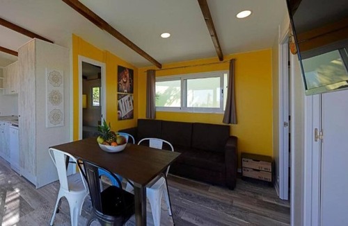 Crevillente House | For the Whole Family! TWO Modern Cabins with Kitchen & Terrace! 3 Onsite Pools