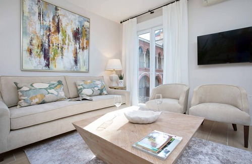 San Francisco-Ribera Apartment | Genteel Home Plaza San Francisco