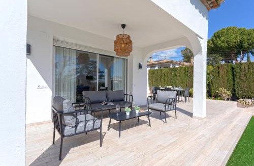 Distrito Norte Sierra Villa | Genteel Home Villa El Brillante