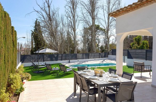 Distrito Norte Sierra Villa | Genteel Home Villa El Brillante