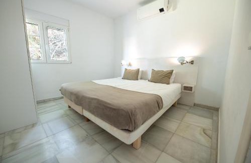 Benagalbon Villa | Gran villa con vistas al mar y piscina privada