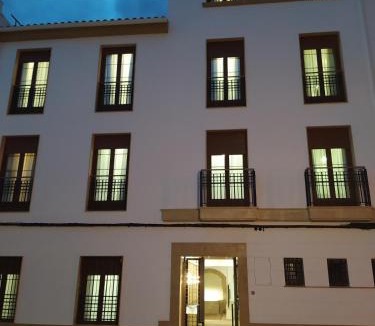 Distrito Centro Apartment | GRUPO LIMCOTEL PERLAS dE LA AXERQUIA