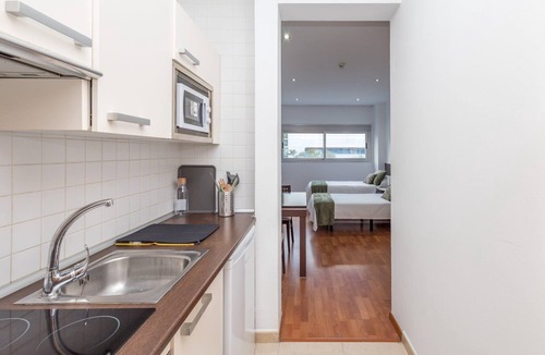 Bormujos Apartment | GuestReady - Domocenter studio with garage