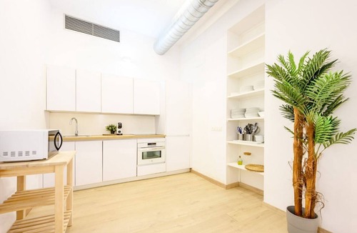 Lagunillas Apartment | High ceilings and large patio amazing 3 bedroom by 10ToSea