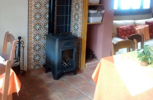Alcaucin Villa | Hire a whole hotel! Beautiful Views & Wheelchair Friendly.