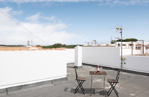 Benalup-Casas Vieja Apartment | Holiday Apartment "Brisas Del Mar" with Mountain View, Open Terrace & Wi-Fi