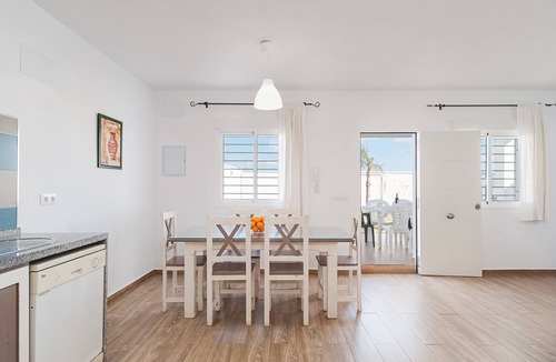 Conil de la Frontera House | Holiday Home 'Villa Charco del Sultán' with Wi-Fi, Pool, Terrace & Garden