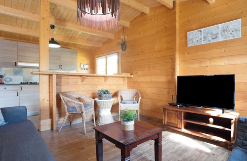 San Ambrosio House | Holiday Home 'La Cabaña' with Private Pool, Garden, and Wi-Fi