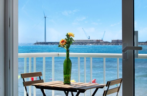 Playa de Arinaga House | Holiday Home Arinaga Arena and Mar Beach