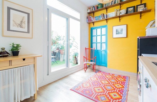 Bellavista House | Holiday Home 'Art and Relaxation in Seville' with Private Terrace, Wi-Fi & Air Conditioning