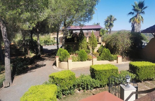 Calanas House | Holiday Home 'El Pueblo Apartamento L' with Mountain View, Shared Pool