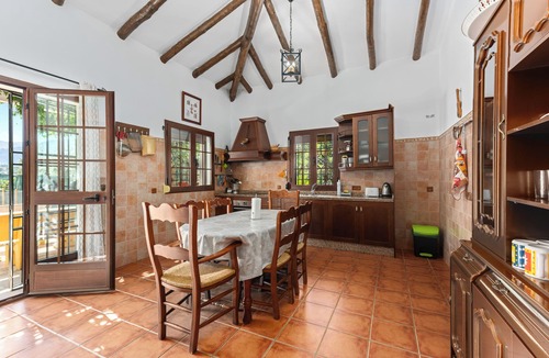 Jubrique House | Holiday Home 'Finca Rural Mazuqueto' with Mountain View, Private Pool and Wi-Fi