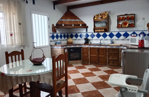 Santa Elena House | Holiday Home La Reconquista with Pool, Garden & Wi-Fi