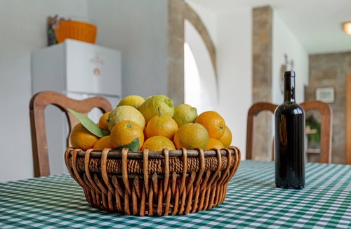Artenara House | Holiday Home 'La Umbría' with Mountain Views, Private Terrace and Wi-Fi