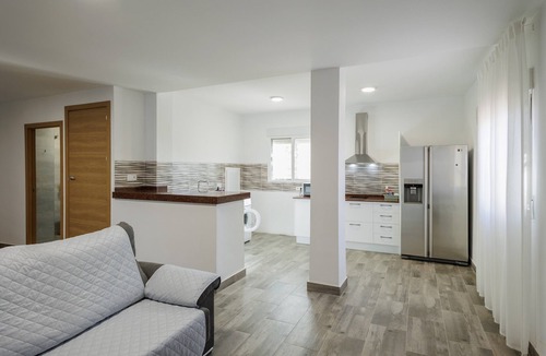 La Rinconada House | Holiday Home 'Reposo' with Private Pool, Wi-Fi and Air Conditioning