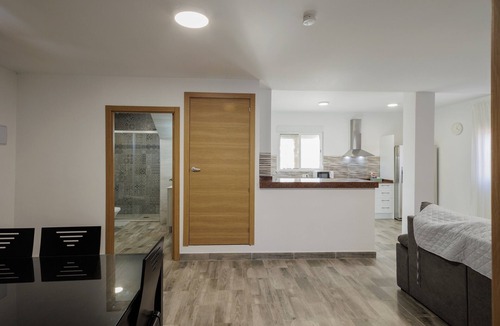 La Rinconada House | Holiday Home 'Reposo' with Private Pool, Wi-Fi and Air Conditioning