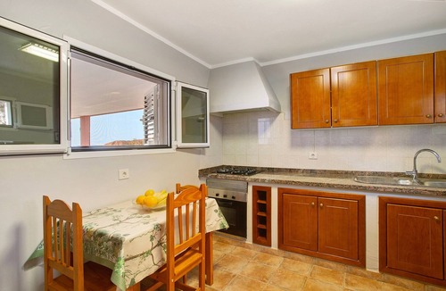 San Bartolome de Tirajana Villa | Holiday Home "Vidalenta El Salobre" with Mountain Views, Private Pool, and Wi-Fi