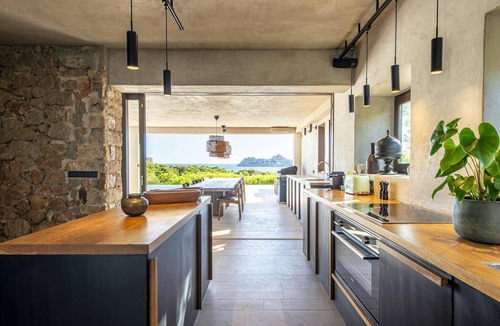 Sant Josep de sa Talaia Villa | Holiday home with dining facilities