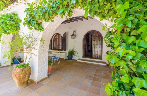 Alcaucin House | Holiday house Alcaucin for 6 - 14 persons with 6 bedrooms - Holiday house