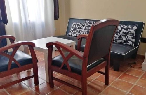 San Martin de Valdeiglesias Apartment | Homerez - Appartement for 5 ppl. with terrace at San Martín de Valdeiglesias