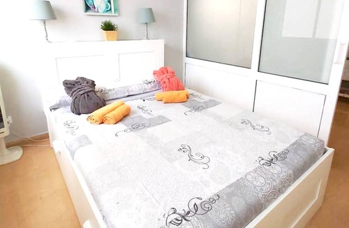 Las Palmas de Gran Canaria Apartment | Homerez - 30 m away from the beach! Nice appartement for 2 ppl.