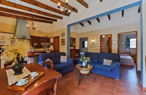 El Borge House | Home In Tranquil Mountains with Pool, Terrace, Garden & Wi-Fi