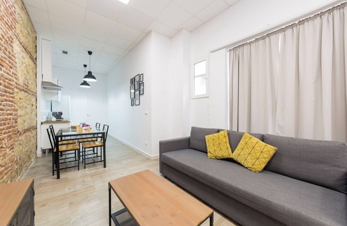 Cercadilla-Medina Azahara Apartment | Home Up Qurtuba 'Orange Blossom'.
