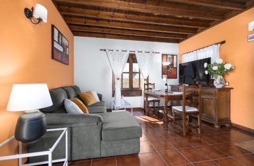 Triquivijate House | Home2Book La Molina A, Cozy Terrace Retreat