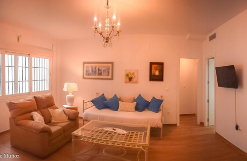 Penaflor Apartment | Homerez - Amazing appartement for 4 ppl. at Peñaflor