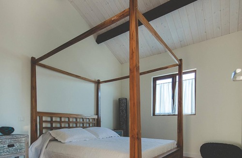 Canamero House | Homerez - Beautiful house for 4 ppl. with shared pool and terrace at Cañamero
