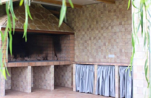 Los Arenales del Sol House | Homerez - Beautiful property for 4 ppl. with shared pool and terrace at Elx